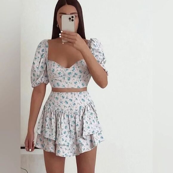 ZARA FLORAL SATIN EFFECT CORSET TOP - Picture 1 of 15